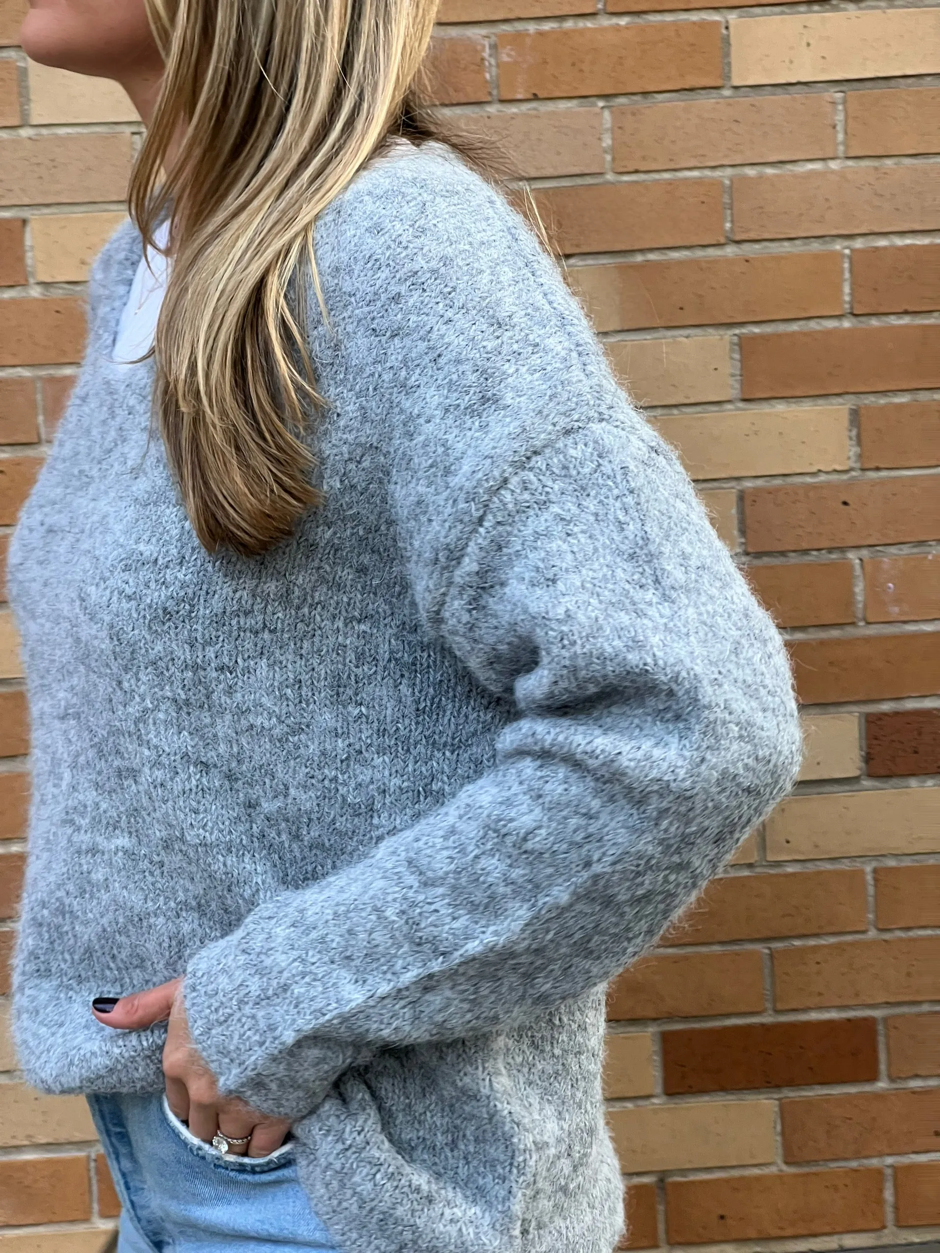 chunky v neck sweater