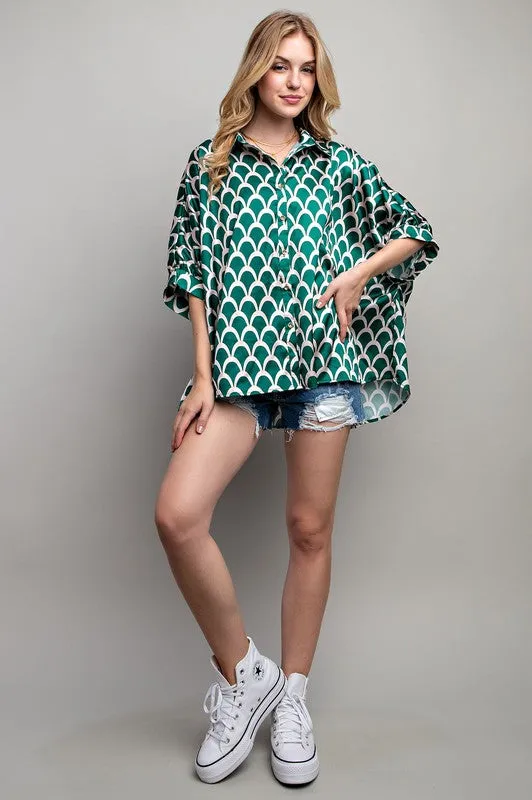 Hot Girl Geo Scallop Satin Button Down Short Sleeve Blouse