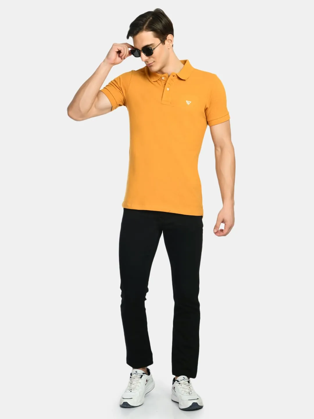 Men's Casual Wear Solid Polo T-Shirt